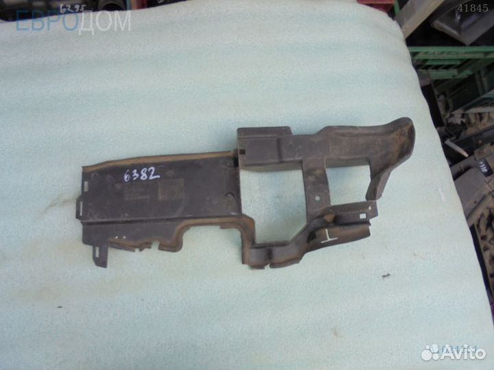 Воздуховод передний правый BMW E65 s1024331