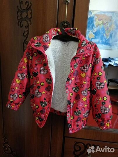 Куртка на девочку