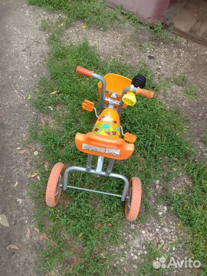 Детский велосипед 3-ех колесный