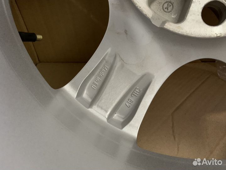 Диск на toyota camry 30