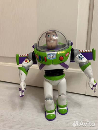 Игрушка Баз Лайтер 30см