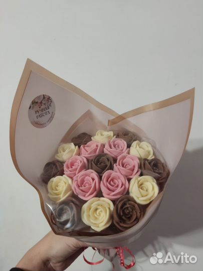 Букеты из шоколадных роз под заказ