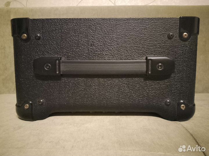 Комбоусилитель Marshall MG10