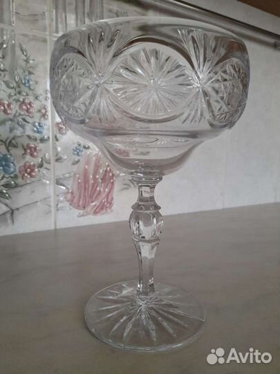 Ваза для фруктов на ножке хрусталь