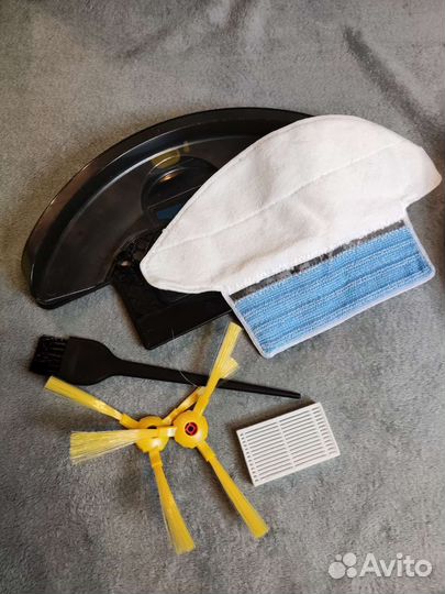 Робот пылесос Fmart