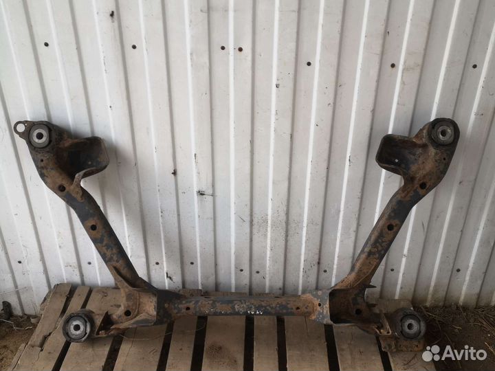 Задняя балка Audi A4B6