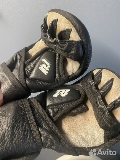 Перчатки reyvel