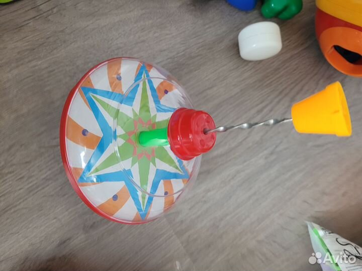 Развивающие игрушки для малышей пакетом