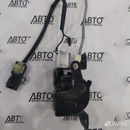 Замок стекла багажной двери hyundai 8713026000