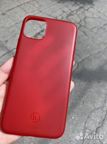Челох красный на iPhone 11 pro max