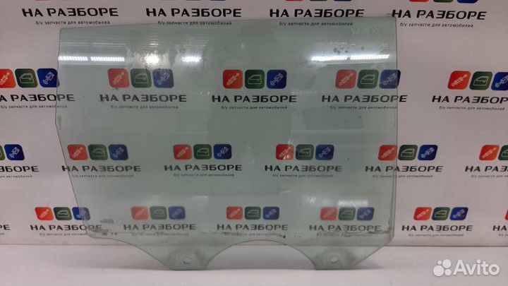 Стекло двери заднее правое Porsche Cayenne