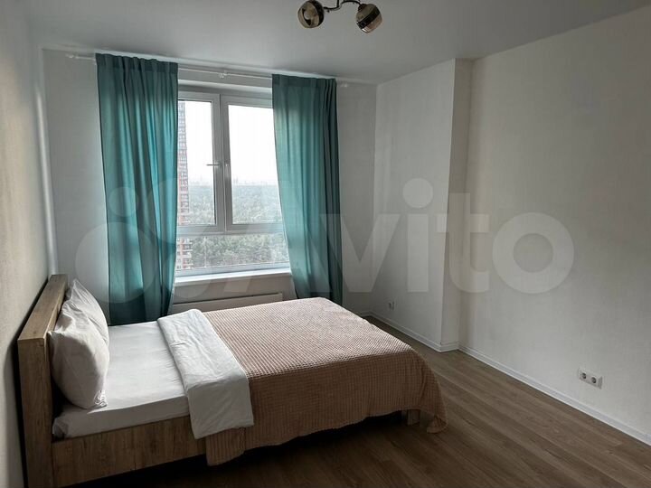 2-к. квартира, 50 м², 21/33 эт.