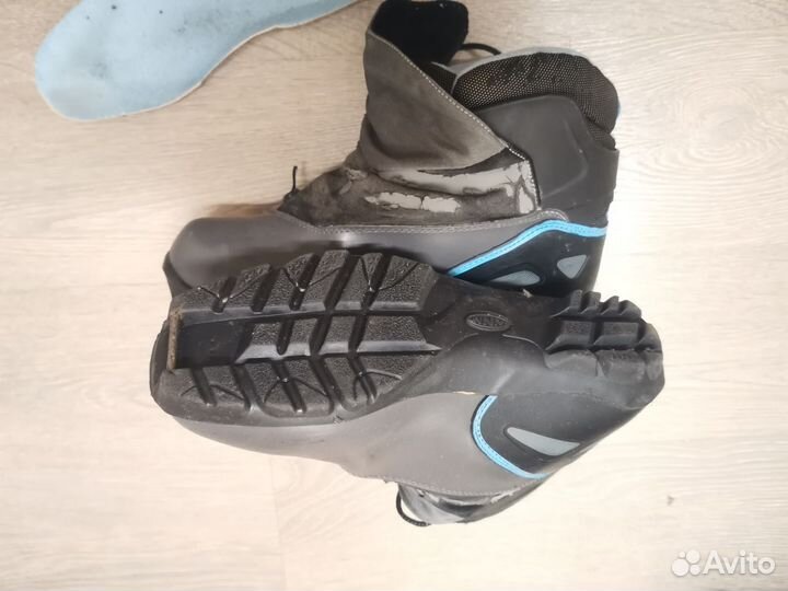 Лыжные ботинки 43