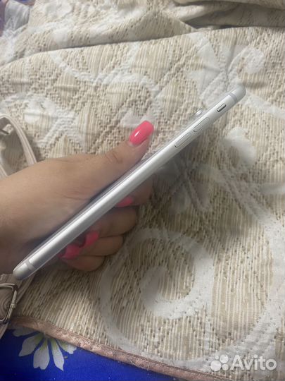 iPhone 8 Plus, 64 ГБ