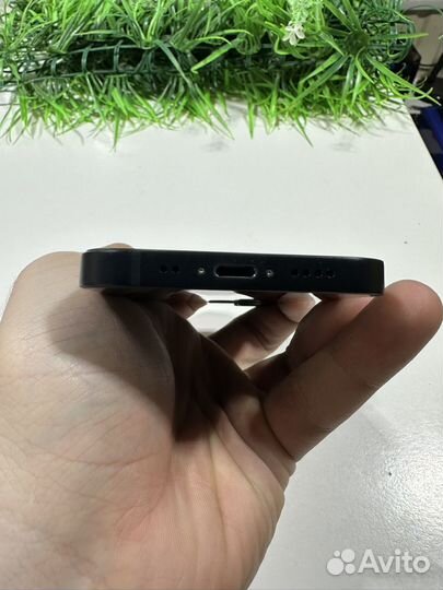 iPhone 12 mini, 64 ГБ