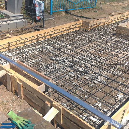 Памятники в Феодосии и по Крыму