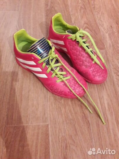 Кроссоовки adidas