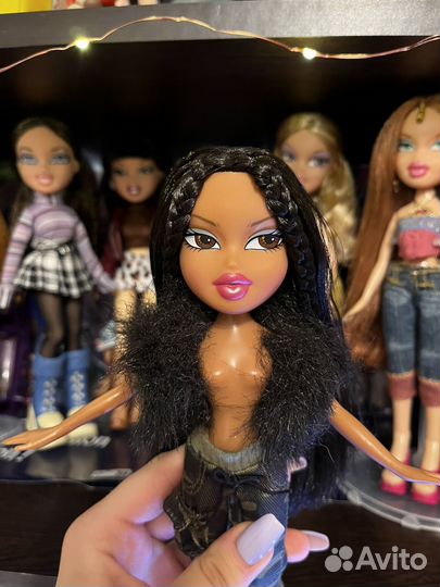 Одежда и обувь на куклу bratz