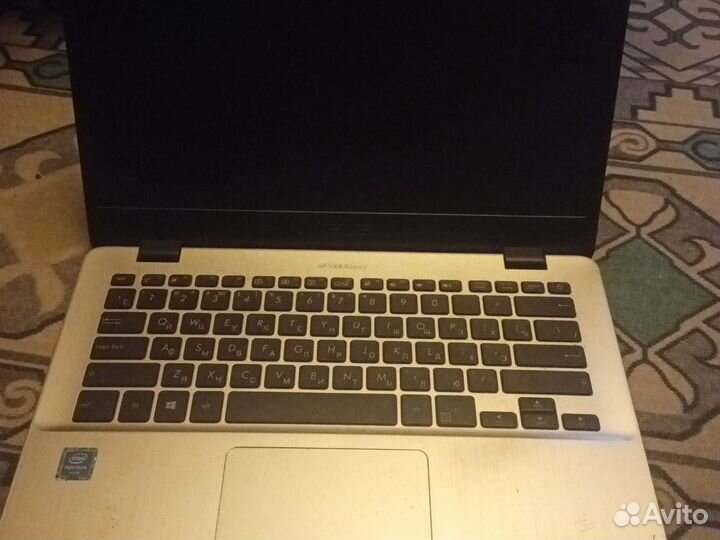 Ноутбук asus
