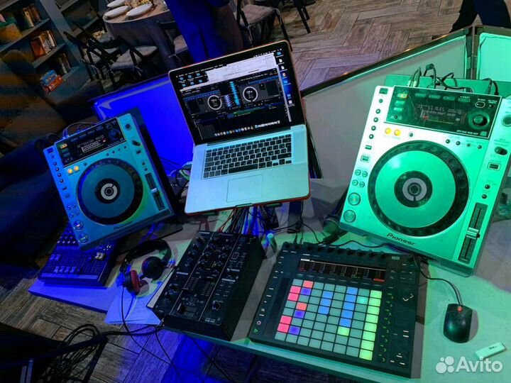 Стойка для DJ и CDJ проигрывателей Rack for DJ SX9