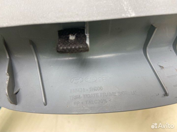 Обшивка двери багажника левая Kia Ceed