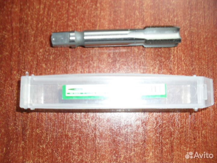 Метчик м15х1.0 правый новый