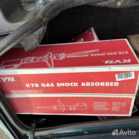 Стойка KYB 235902