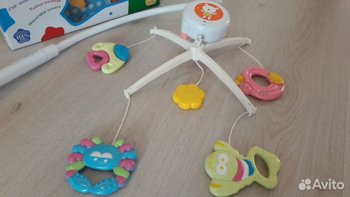 Музыкальная карусель В кроватку