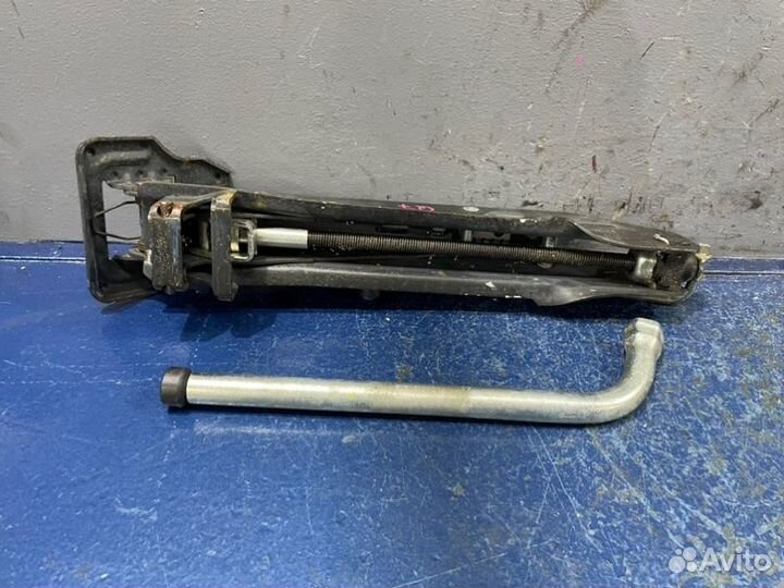 Домкрат Audi Q7 4L