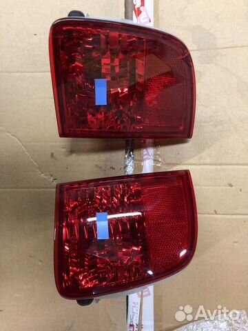 Противотуманки задние Тойота Ленд Крузер 200