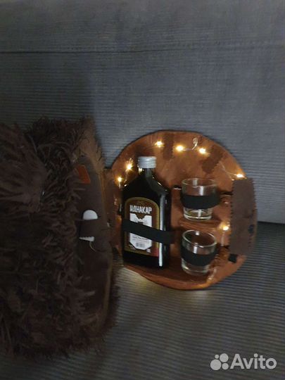 Голова медведя и волка