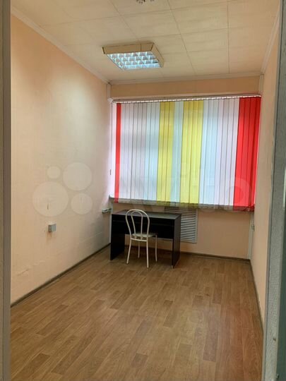 Офис, 10.2 м², 12 м², 12,7