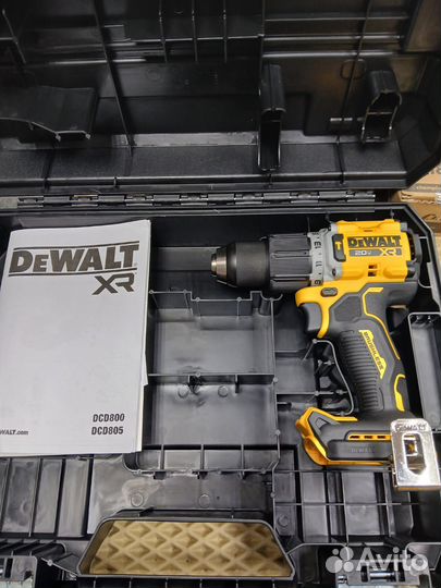 Аккумуляторный Дрель-Шуруповерт Dewalt DCD 805NT