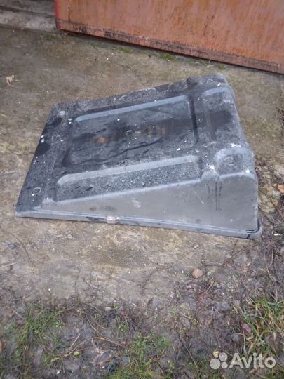 Крышка аккомулятора