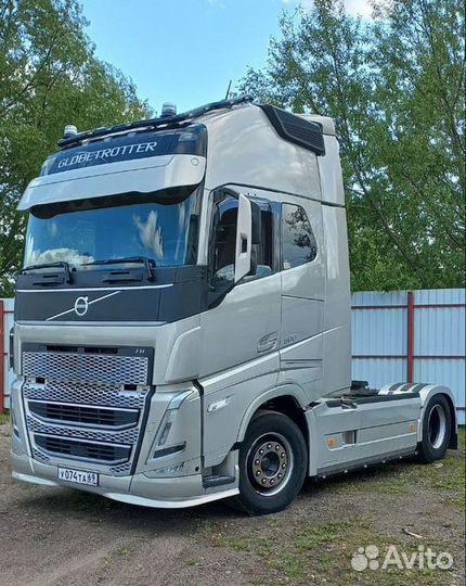 Козырек для volvo FH4