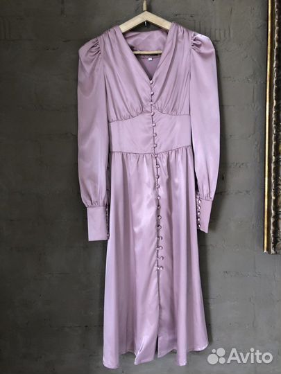 Нарядное женское платье