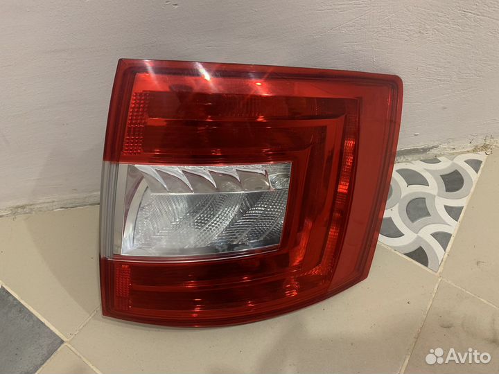 Skoda octavia а7 задний правый фонарь
