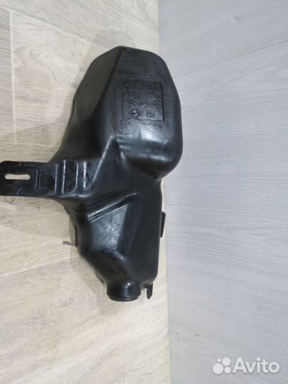 Бачок омывателя Chevrolet Cruze