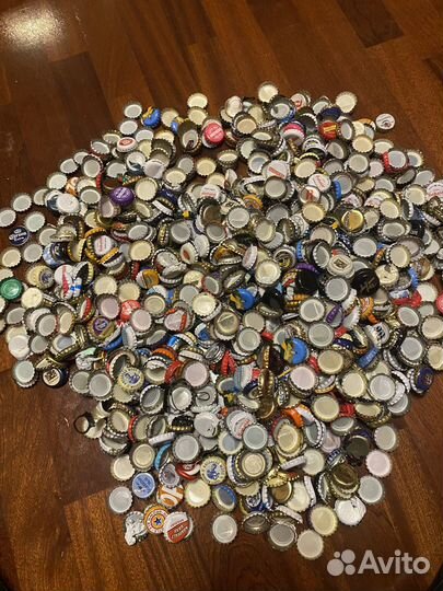 Пивные пробки коллекция 1300 штук