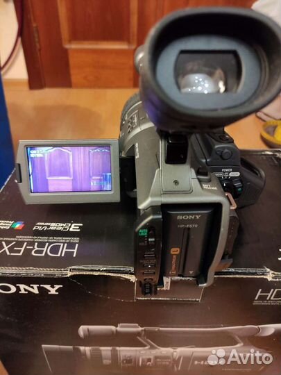 Видеокамера Sony HDR-FX7E