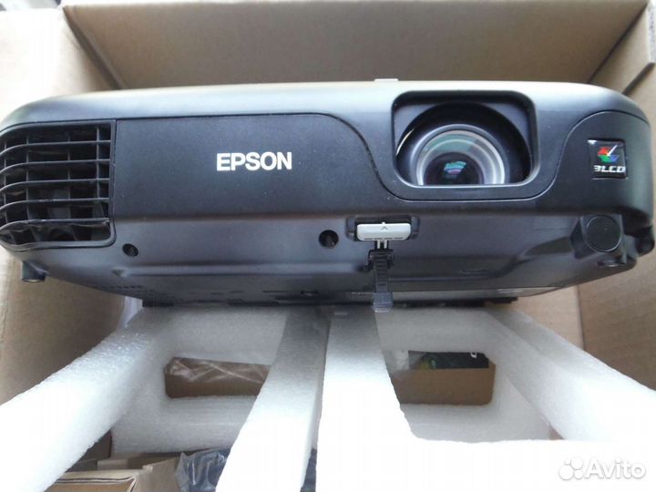 Epson EB-X02