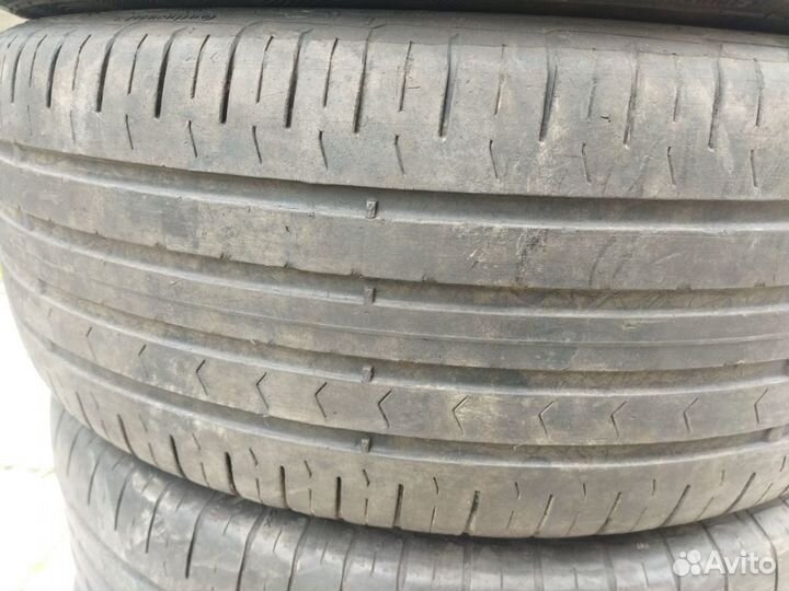 Continental ContiPremiumContact 5 225/60 R17 99H