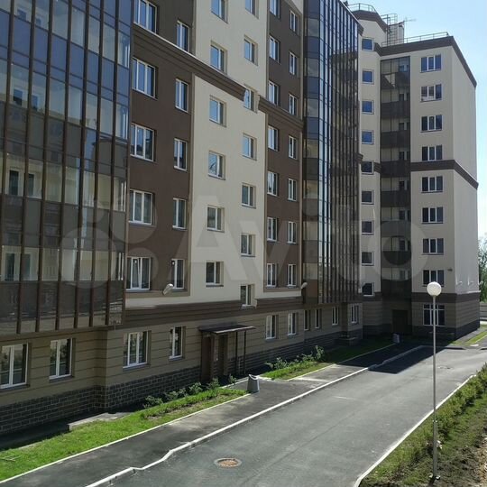 1-к. квартира, 42 м², 1/9 эт.