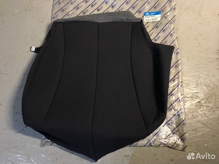 Обшивка сиденья передняя Hyundai Sonata Nf NF 1.6