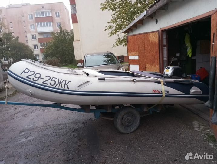 Моторная лодка