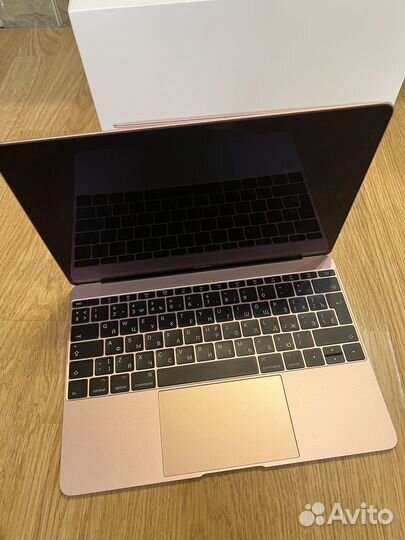 Продам MacBook 12 2017,512 гб