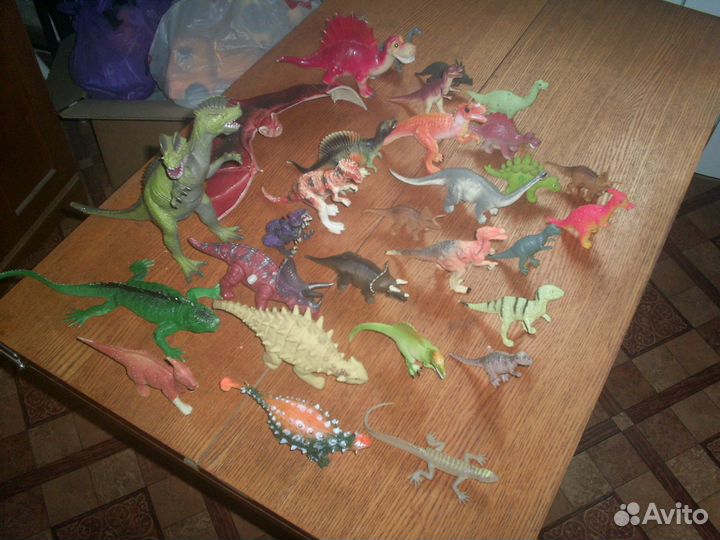 Динозавры.Животные. Ходячая собачка