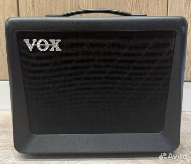 Гитарный комбоусилитель VOX VX15-GT