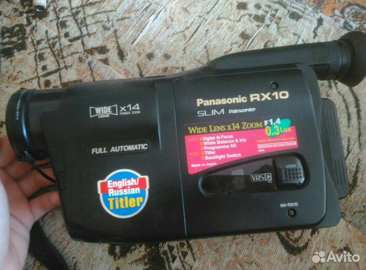 Видеокамера Panasonic RX10