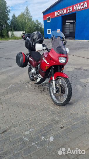 Honda transalp XL600V